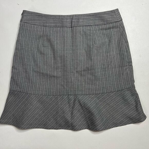 Banana Republic | PinstripedāLinedāWoolāBlendāMiniāSkirt - Picture 3 of 3